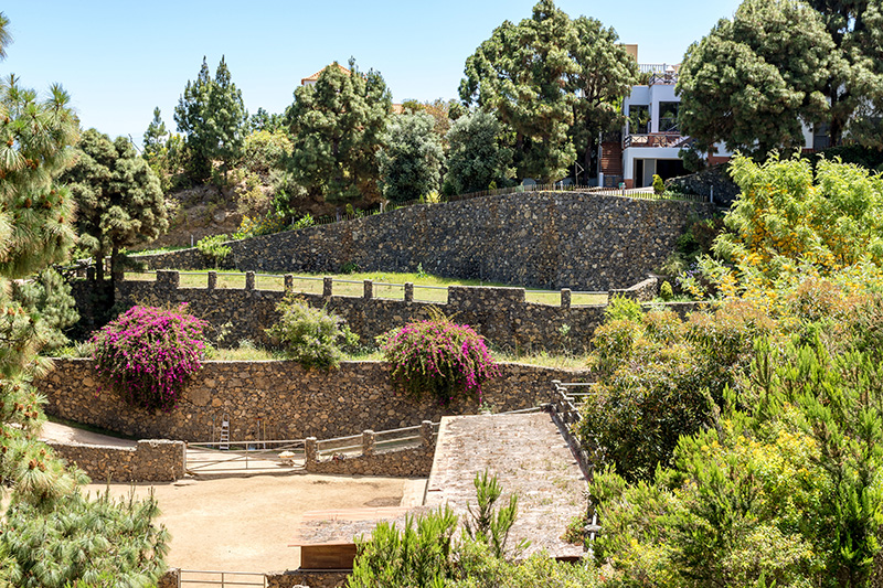 Ausblick auf die Finca RiendasVivas mit Ferienwohnungen und Wellnessprogramm